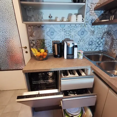 Casamina Vista Verbania Апартаменты *